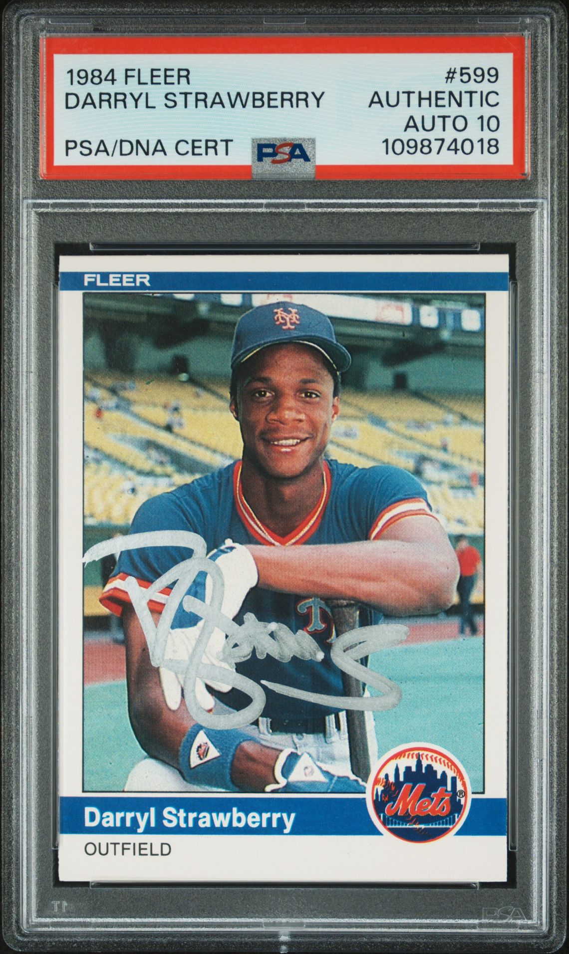 Darryl Strawberry 1984 Fleer Signed Rookie Card #599 Auto Graded PSA 10 09874018