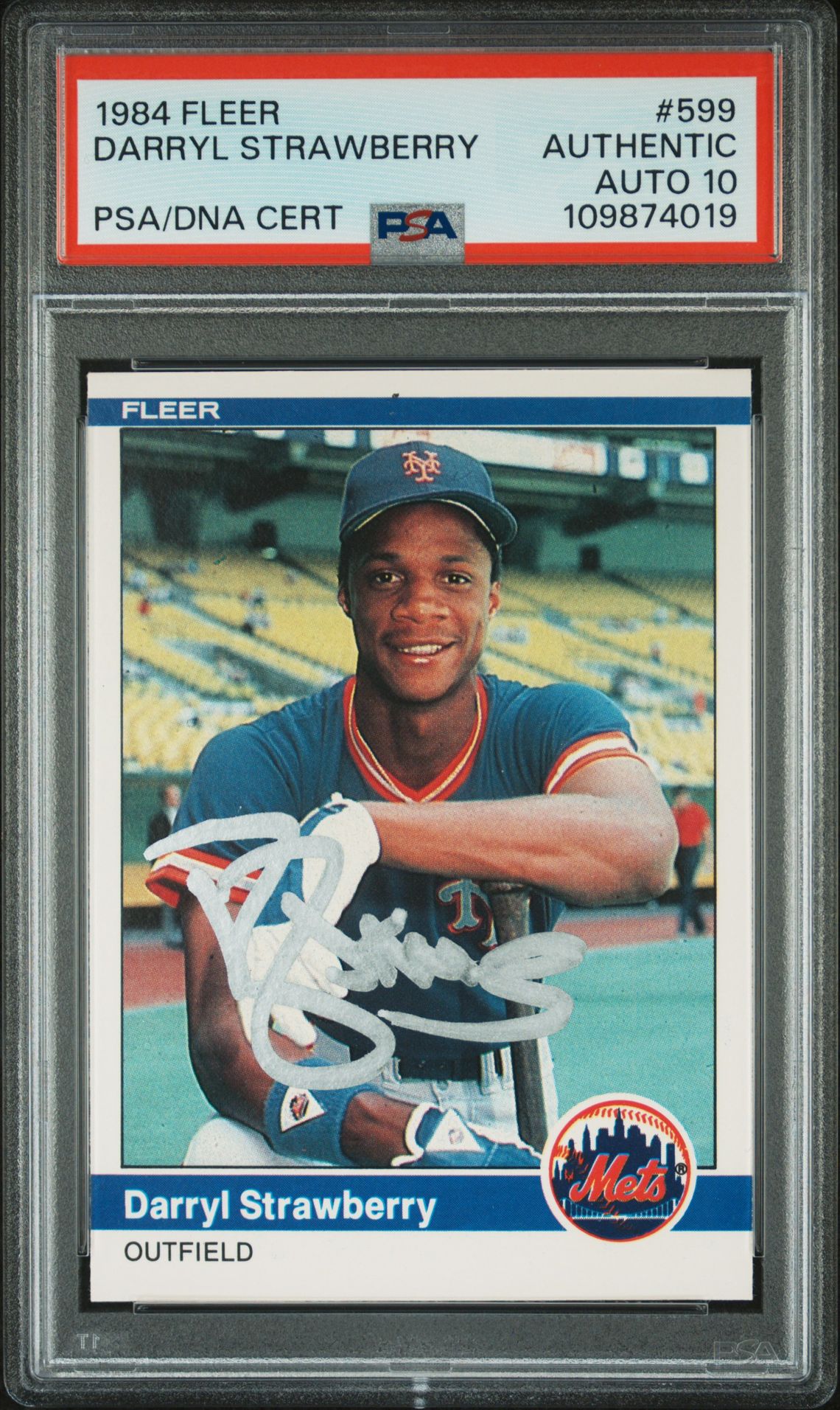 Darryl Strawberry 1984 Fleer Signed Rookie Card #599 Auto Graded PSA 10 09874019