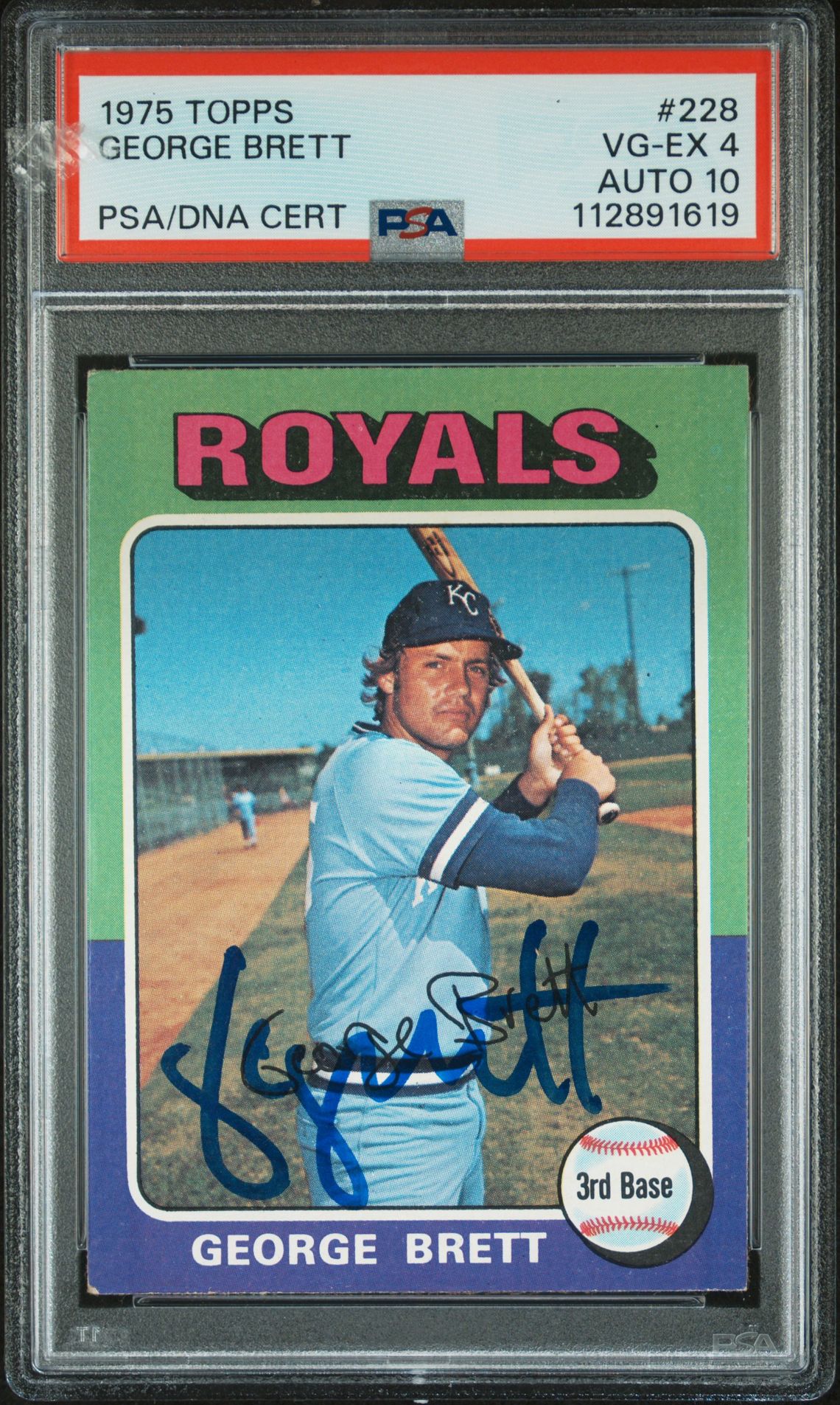 George Brett 1975 Topps Signed Baseball Rookie Card #228 PSA 4 Auto Graded 10