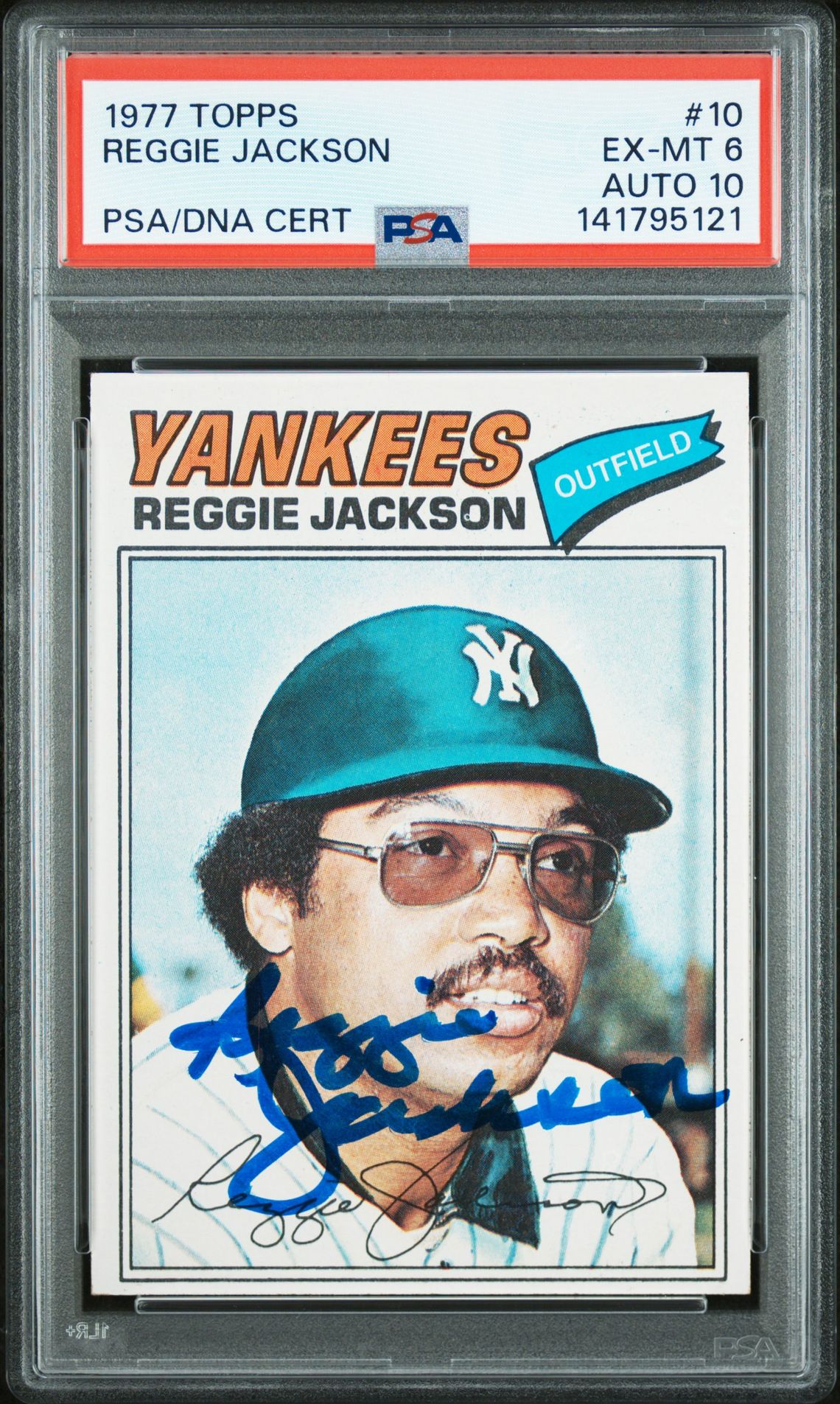 Reggie Jackson 1977 Topps Signed Baseball Card #10 Graded PSA 6 Auto 10 Cert #141795121