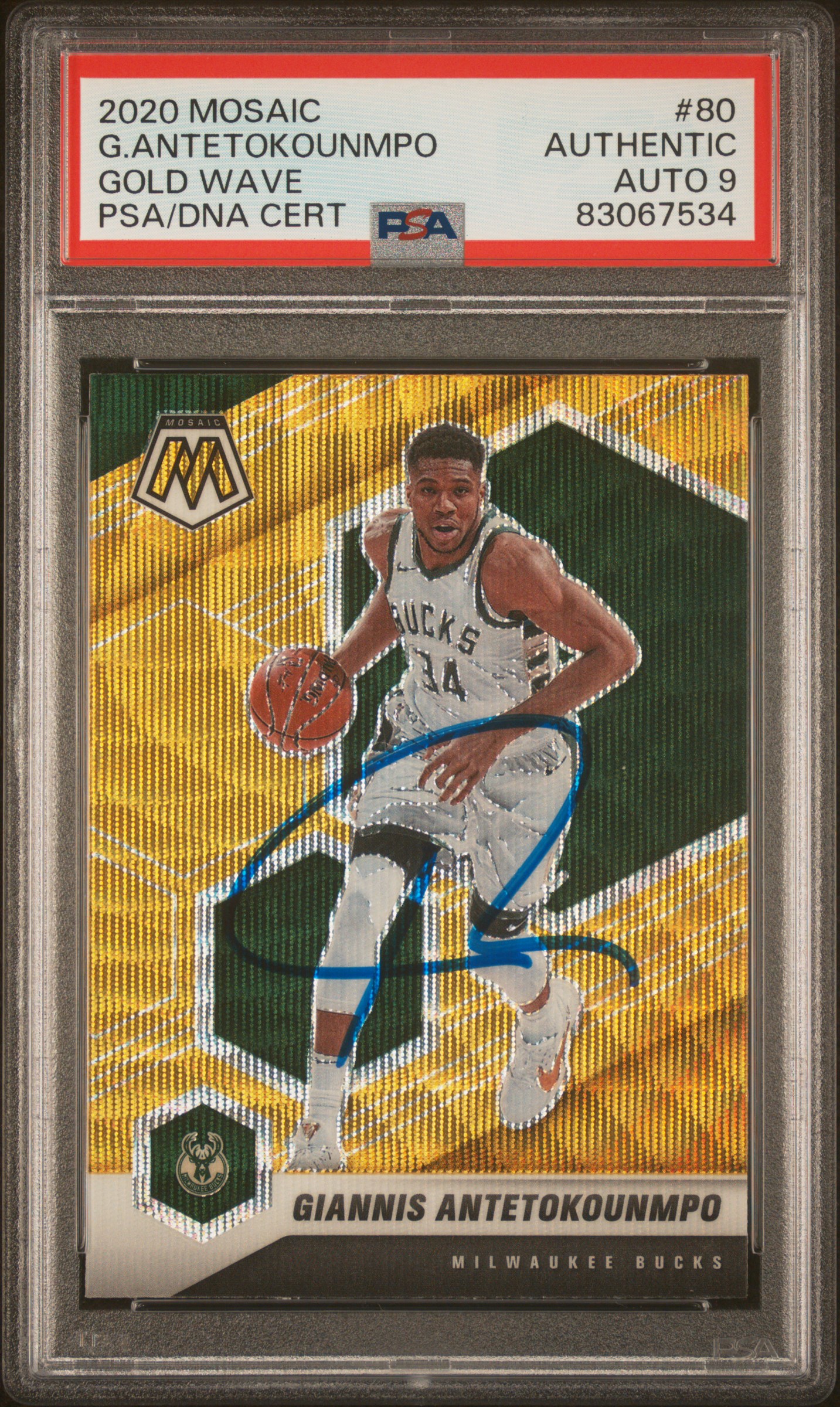 Giannis Antetokounmpo 2020 Panini Mosaic Gold Wave Signed Card #80 Auto PSA 9