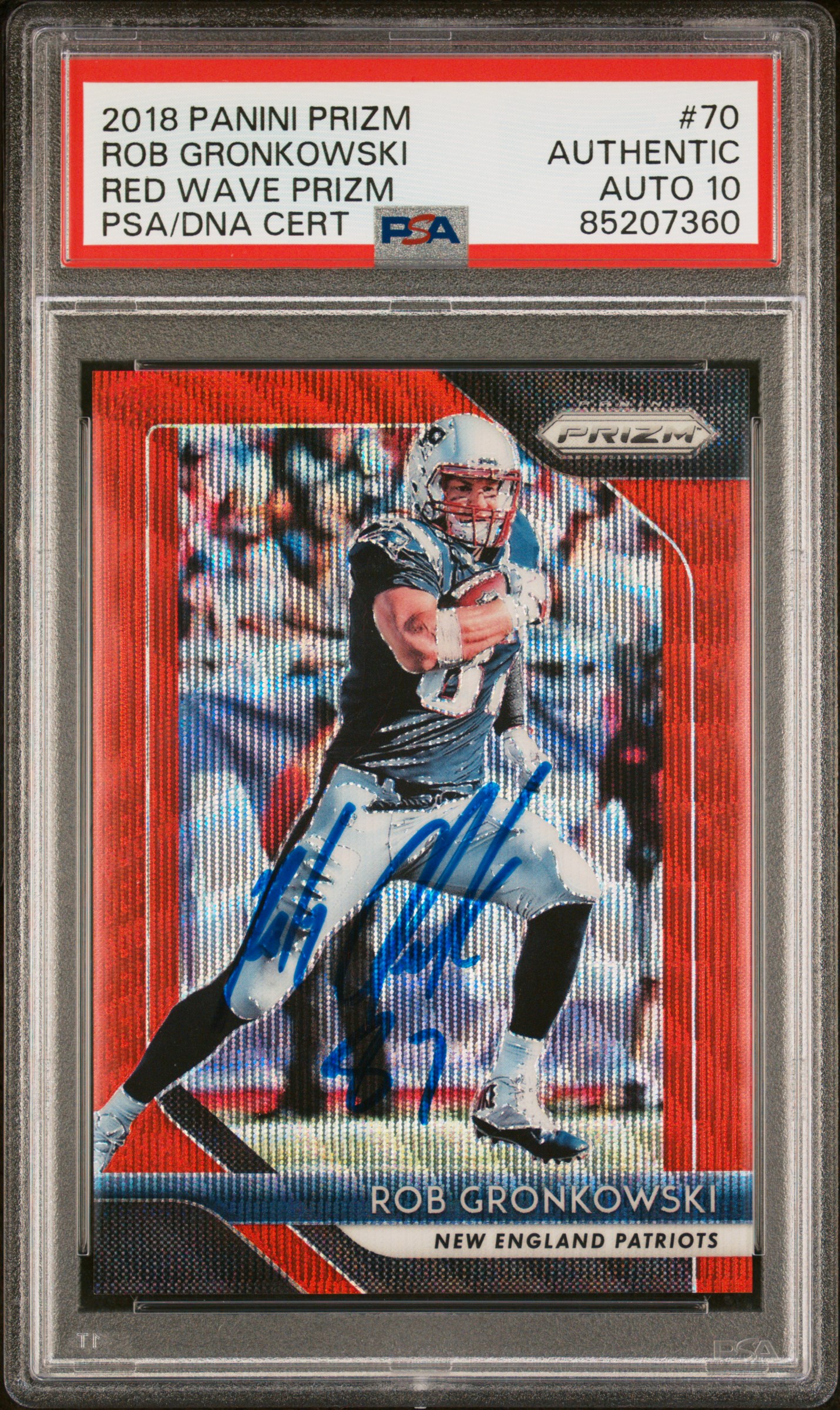 Rob Gronkowski 2018 Panini Prizm Red Wave Card #70 Auto Graded PSA 10 46/149