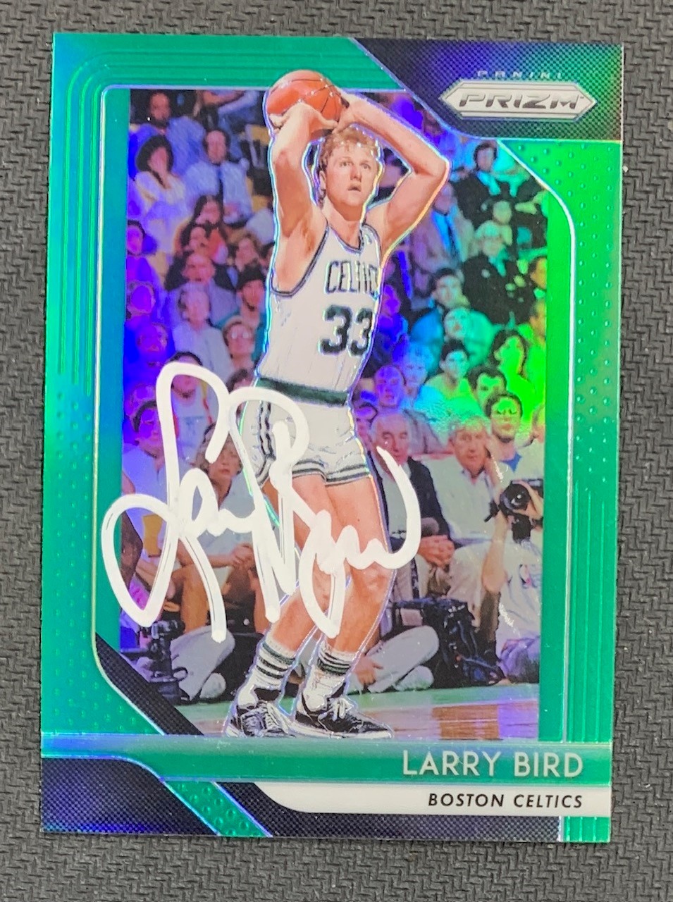 Larry Bird 2018 Panini Prizm Green Signed Card #85 Auto JSA COA WB839824