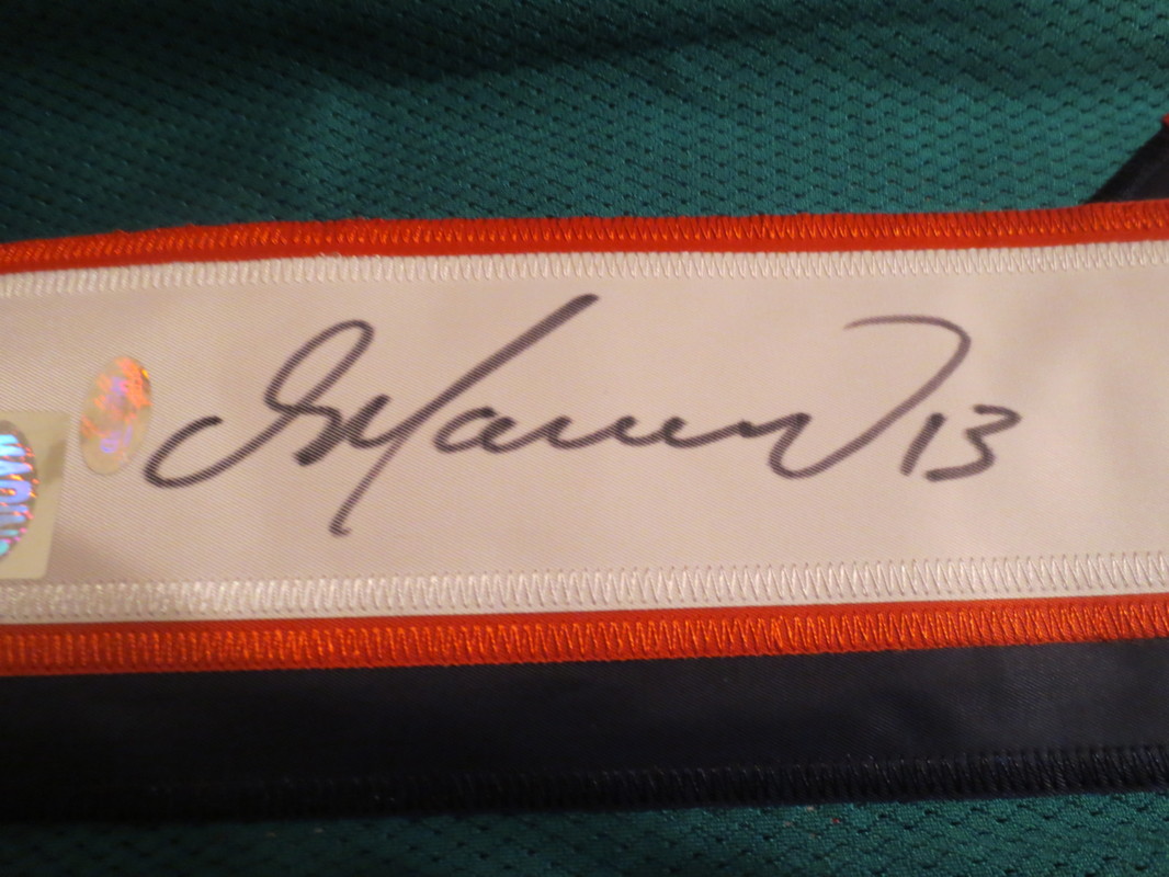 dan marino signed jersey