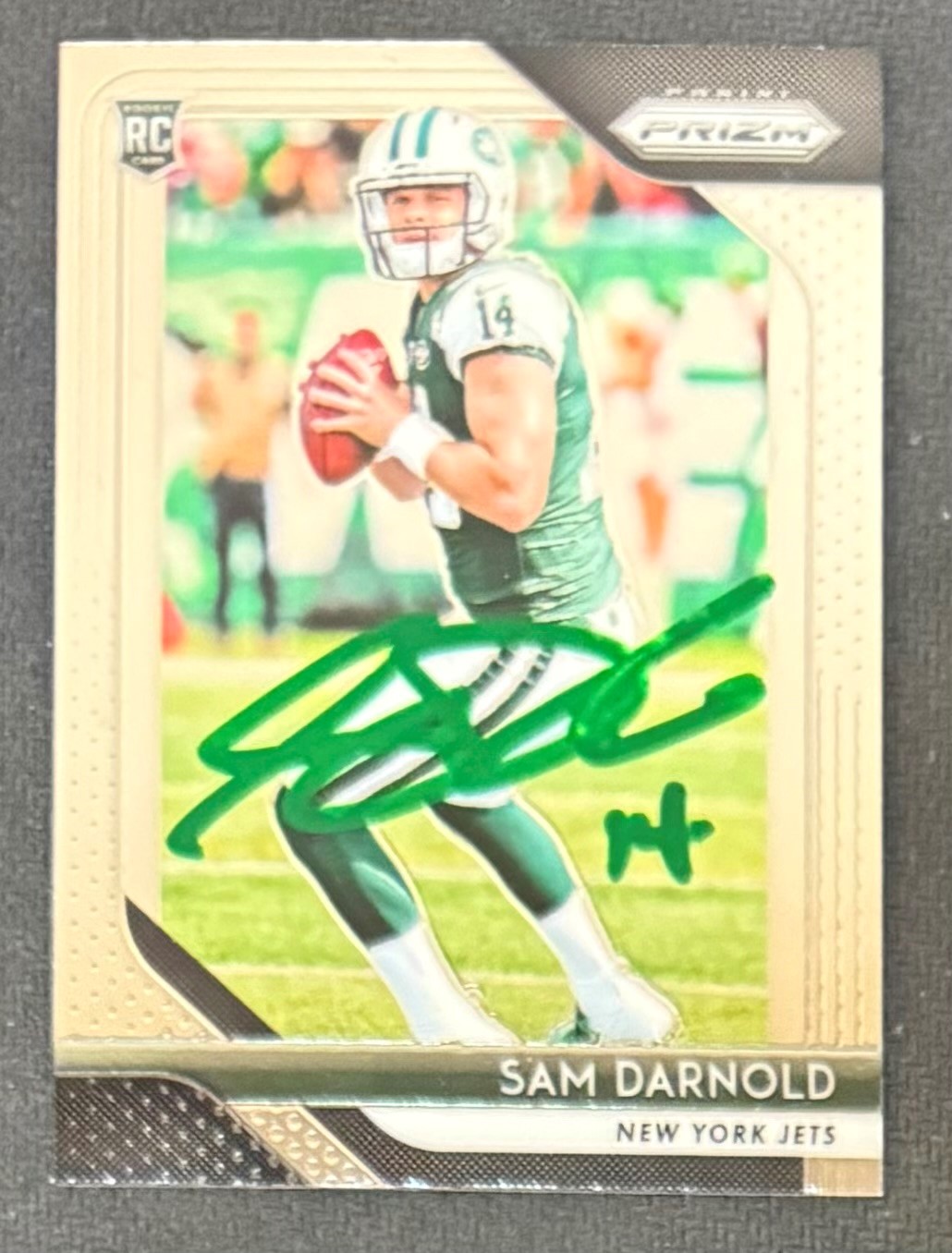 Sam Darnold 2018 Panini Prizm Signed Football Rookie Card #203 Auto Beckett Witness Cert #4W539134