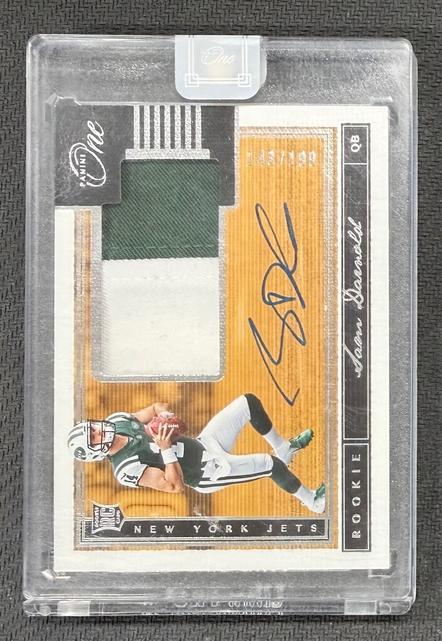 Sam Darnold 2018 Panini One Signed Football Rookie Card Patch Player Worn Auto 143/199