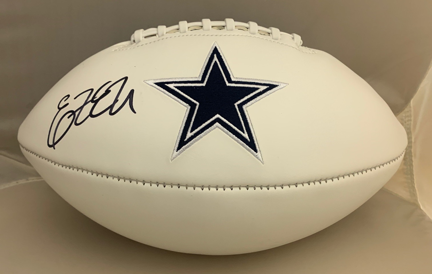 ezekiel elliott autographed football