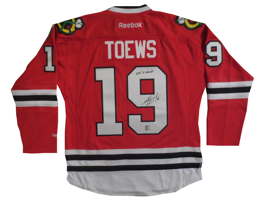 jonathan toews autographed jersey