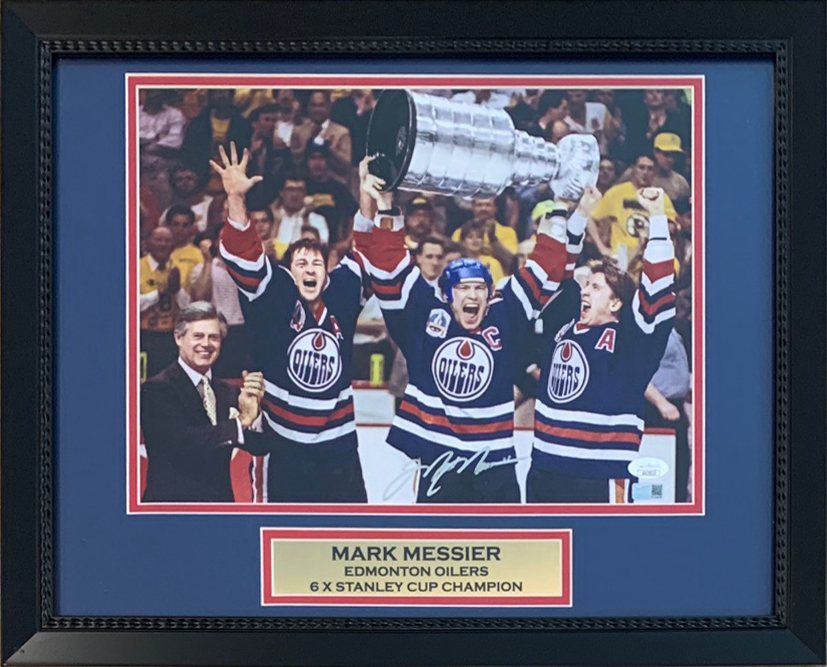 Mark Messier Autographed Edmonton Oilers Signed Hockey 11x14 Framed Photo JSA COA