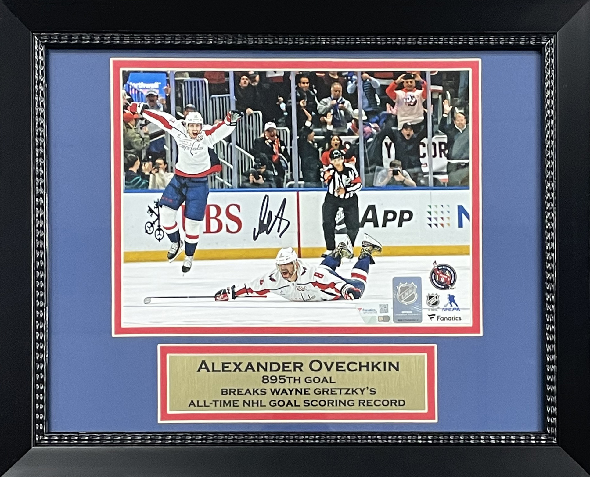 Alexander Ovechkin Autographed Washington Capitals Signed 8x10 Hockey Framed Photo 895 Goal Breaks Wayne Gretzky's NHL Scoring Record Fanatics Authentic COA