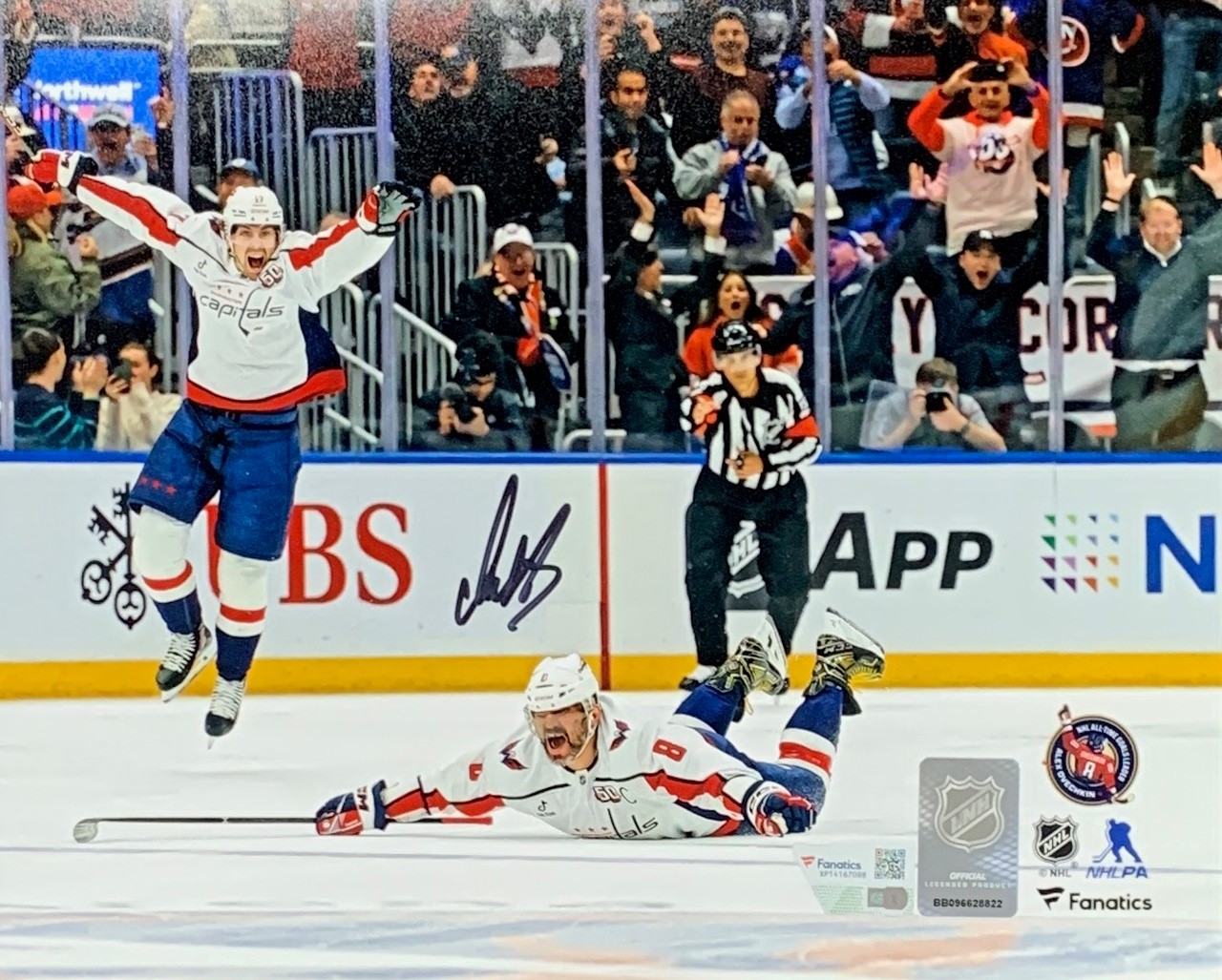 Alexander Ovechkin Autographed Washington Capitals Signed 8x10 Hockey Photo 895 Goal Breaks Wayne Gretzky's NHL Scoring Record Fanatics Authentic COA