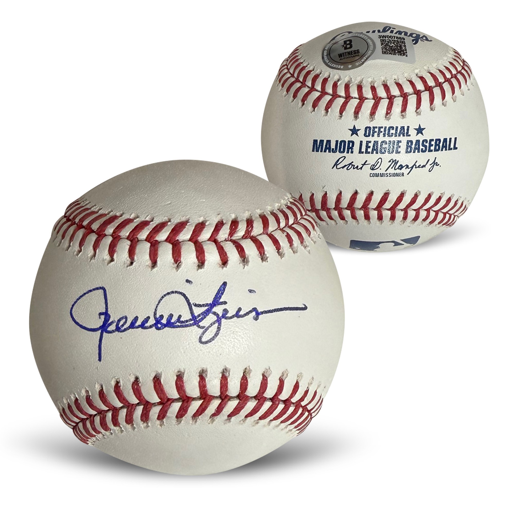 Rollie Fingers Autographed MLB Signed Baseball Beckett COA With UV Display Case Rollie Fingers Autographed MLB Signed Baseball Beckett COA With UV Display Case