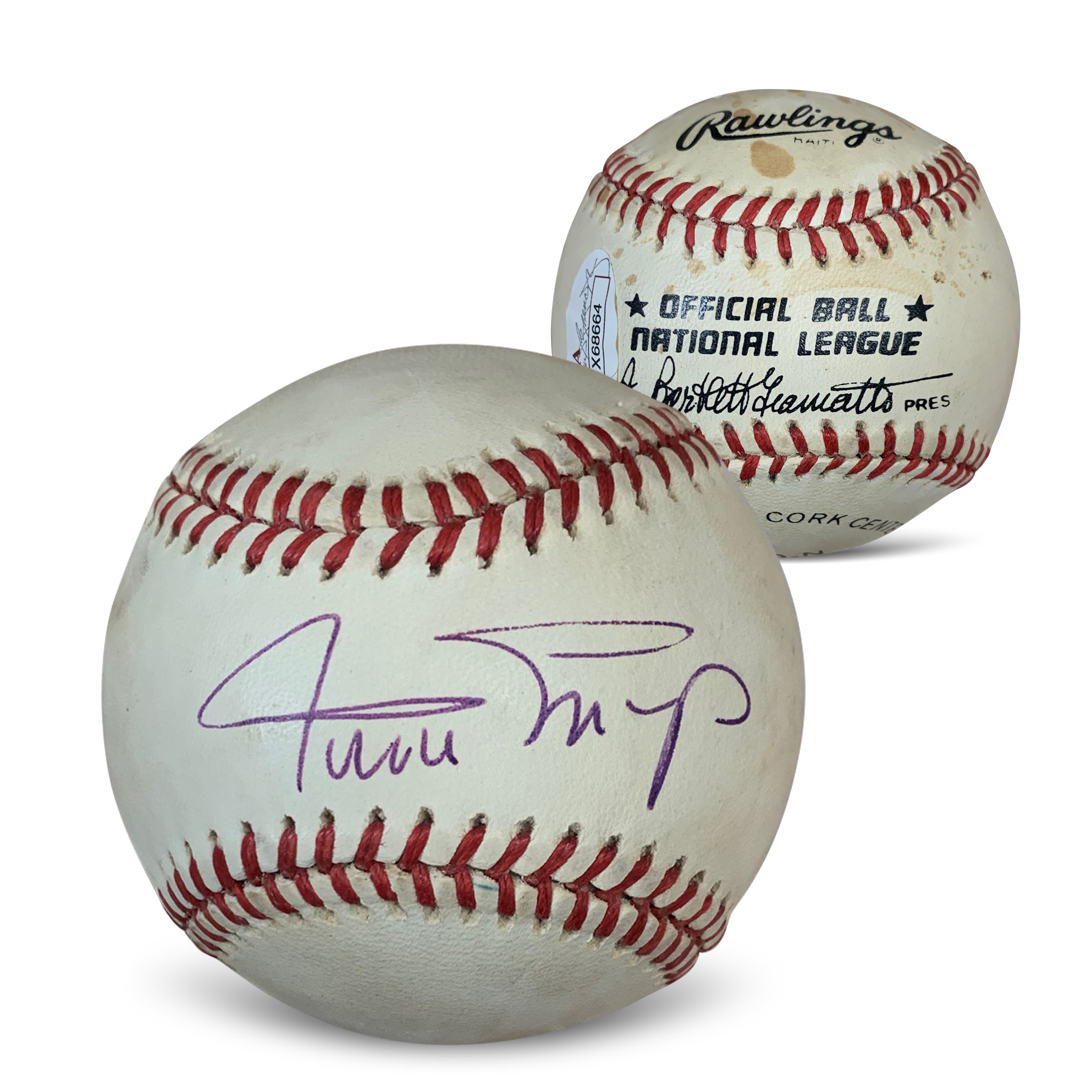 Willie Mays Autographed National League Signed Baseball JSA COA With UV Display Case X68664